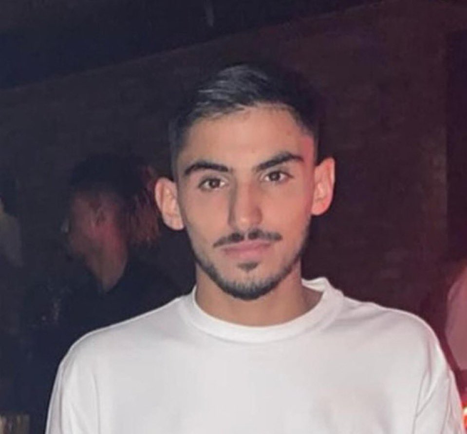 PreislerKa's tweet image. Rom must finally come home. 
Rom, we love and miss you! 

Rom, your mother fights like a lioness!

#BringThemHomeNow 🎗️
#hostagedeal