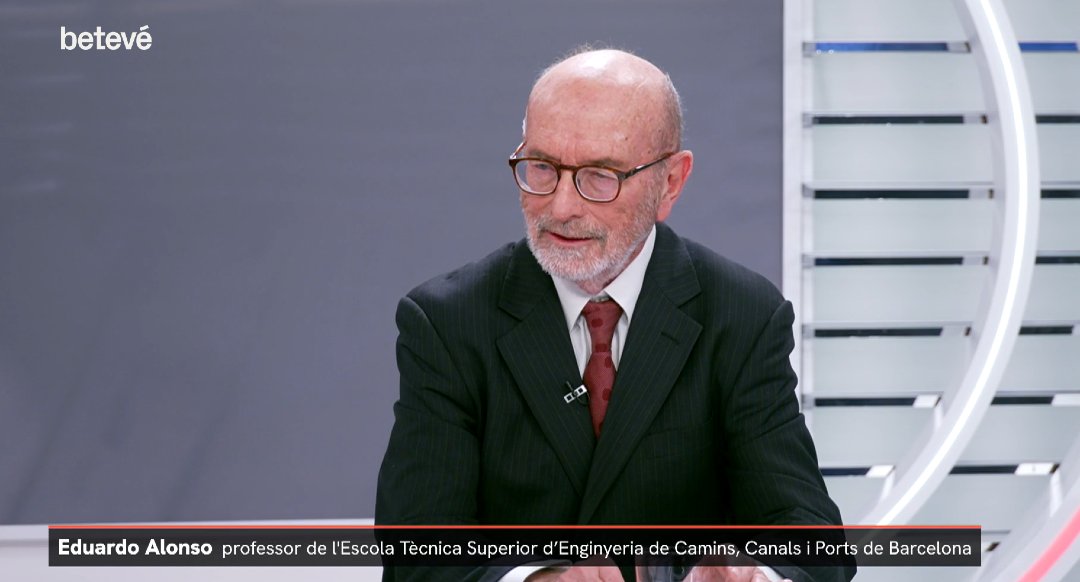 20 anys després de l'enfrontament del Carmel, la construcció de túnels, ha canviat?

📺 N'ha parlat a <a href="/beteve/">betevé</a> el professor Eduardo Alonso (@escolacaminsUPC) i l'enginyera de Camins Sara Bech (minut 25)

🔗 beteve.cat/beteve-directe…