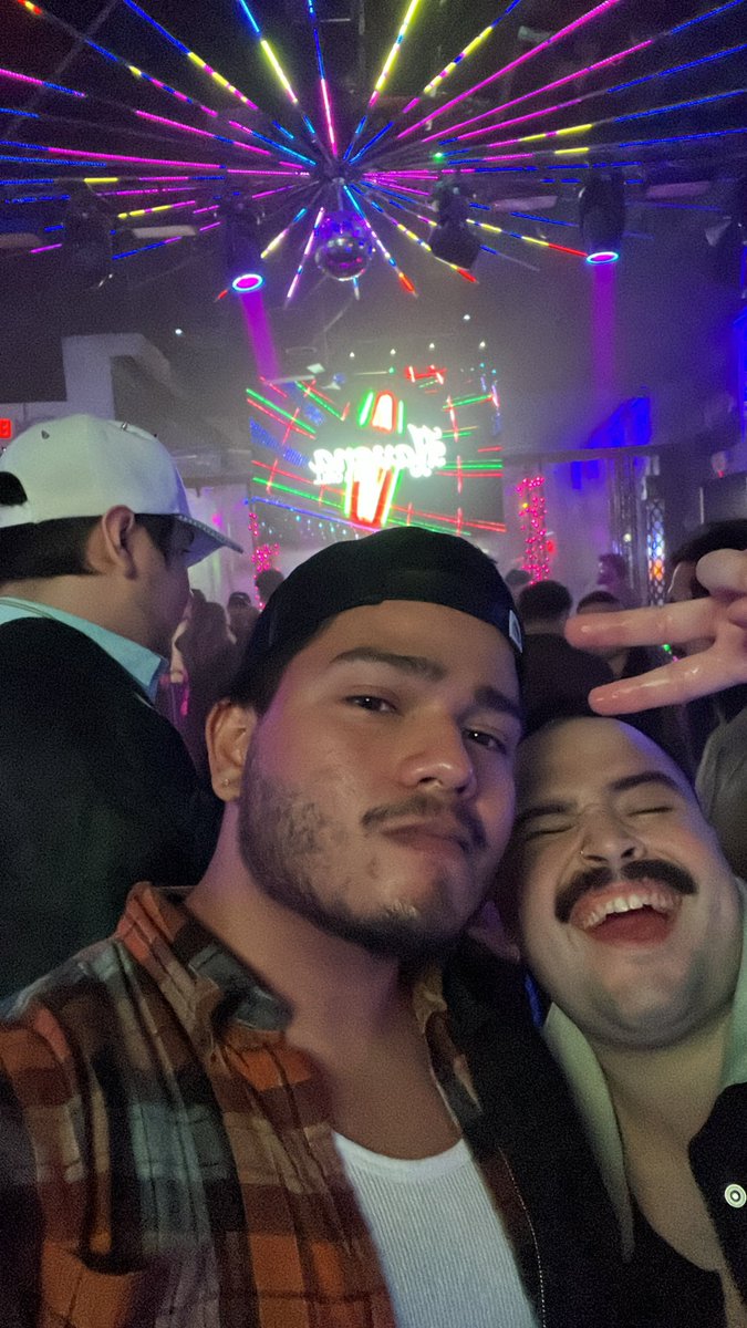 Came out to celebrate <a href="/FKAtwigs/">FKA twigs</a> new album with Bad Bunny’s music at the gay club