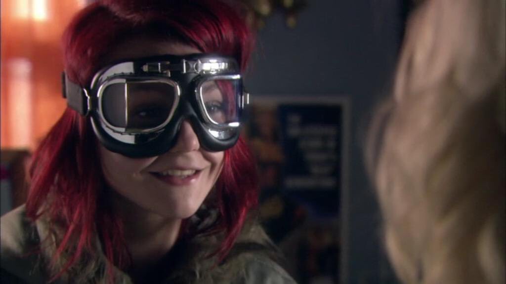 skins uk tweet media