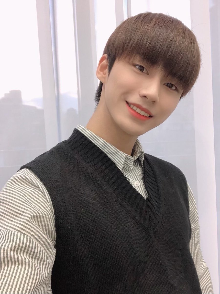 Lightbulb_Ki's tweet photo. D-41
경윤아 행복하자~
사랑해💙
#kyoungyoon #경윤 #이경윤 #庚潤 https://t.co/BmOK8mE1ju