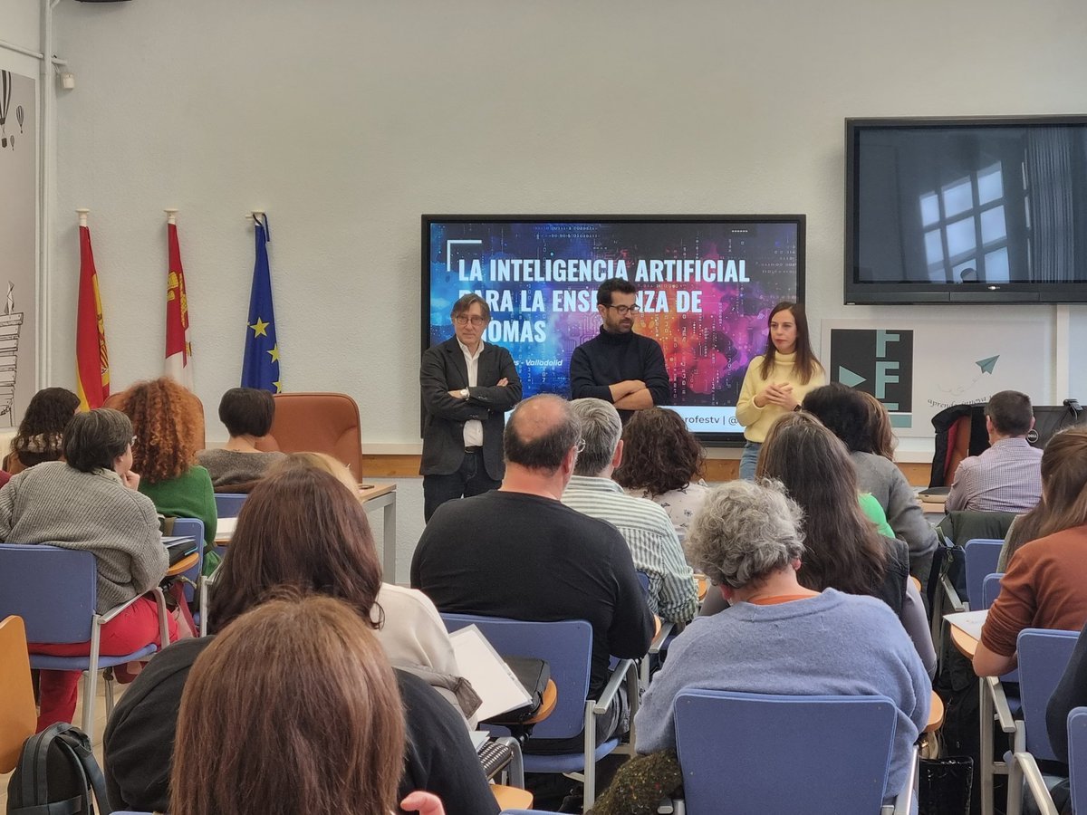 CFPIdiomas's tweet photo. ¡Empezamos nuestra primera sesión del curso!  

"INTRODUCCIÓN A LA IA PARA DOCENTES DE IDIOMAS: IA GENERATIVA"

50 profesores @educacyl deseando aprender con @cpoyatos sobre cómo usar la IA en el aula de idiomas.

#innovaCyL #formacionCyL #ticCyL https://t.co/RXLmUiq4vW