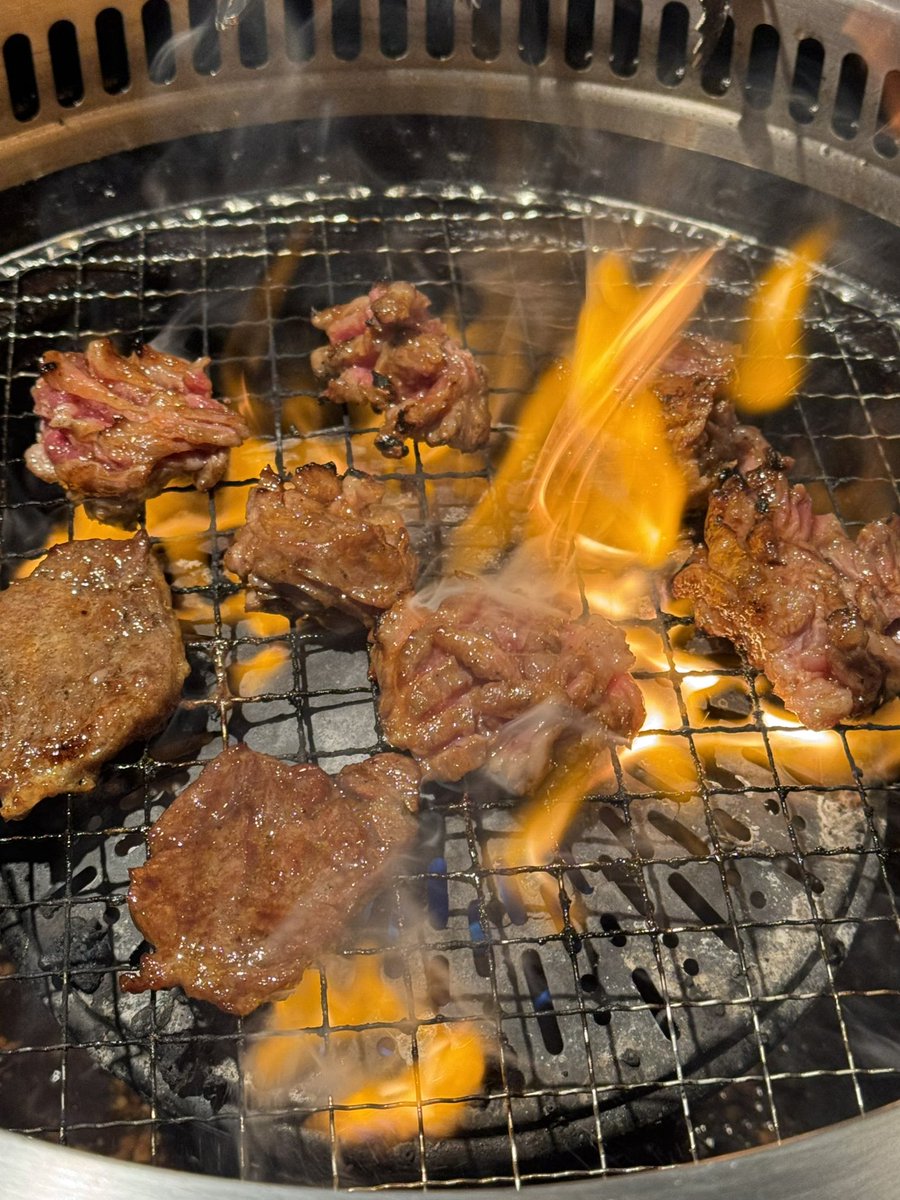 ryuutarou54's tweet photo. 肉食いたい��肉🍖食いたい😖　
で、肉食べた模様です🤤✨　

＃焼肉
#肉 https://t.co/o6RNHoU9o3