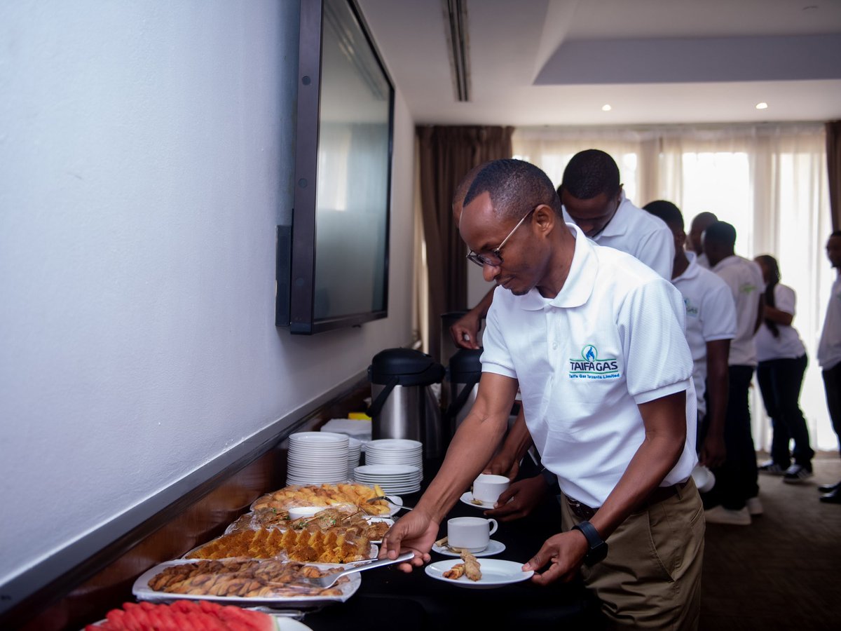 Clifton_Media24's tweet image. #ConferenceEvents

Meeting in Progress Now!

TAIFA GAS ANNUAL SALES MEETING 2025.

#EventCoverage
#DayOne

The conference is held annually to boost sales and enhance marketing efforts.

Tuesday, 21st - 22nd January,2025.
@ramadaresortdar , Dar es salaam.

@taifagas_tanzania