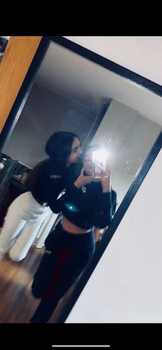 rawanmohammedkh's tweet photo. 👩‍❤️‍👩 https://t.co/N4eqN3g2Ke