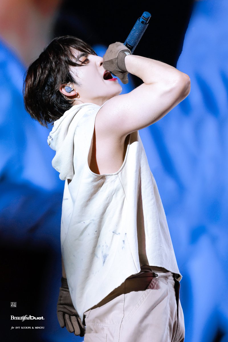 BeautifulDuet's tweet photo. 250126 SEVENTEEN [RIGHT HERE] WORLD TOUR IN SINGAPORE

#에스쿱스 #SCOUPS 
#エスクプス #최승철 
#세븐틴 #SEVENTEEN 
@pledis_17 https://t.co/3G6XuoxqmR