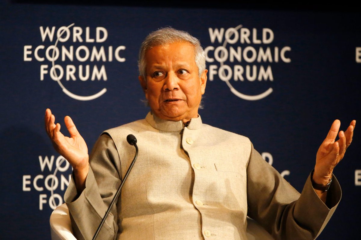 DrZulkifliHasan's tweet photo. Madani Membantu: PMX Konsisten Perjuang Isu Kemiskinan Sedari Usia Belia 

Baru-baru ini di Davos, Switzerland, Pemenang Hadiah Nobel &amp; penasihat kerajaan sementara Bangladesh, Prof. Dr. Muhammad Yunus menyebut bagaimana YAB PM, Datuk Seri @anwaribrahim (PMX)...

1/14 https://t.co/Ksw3KJywWA