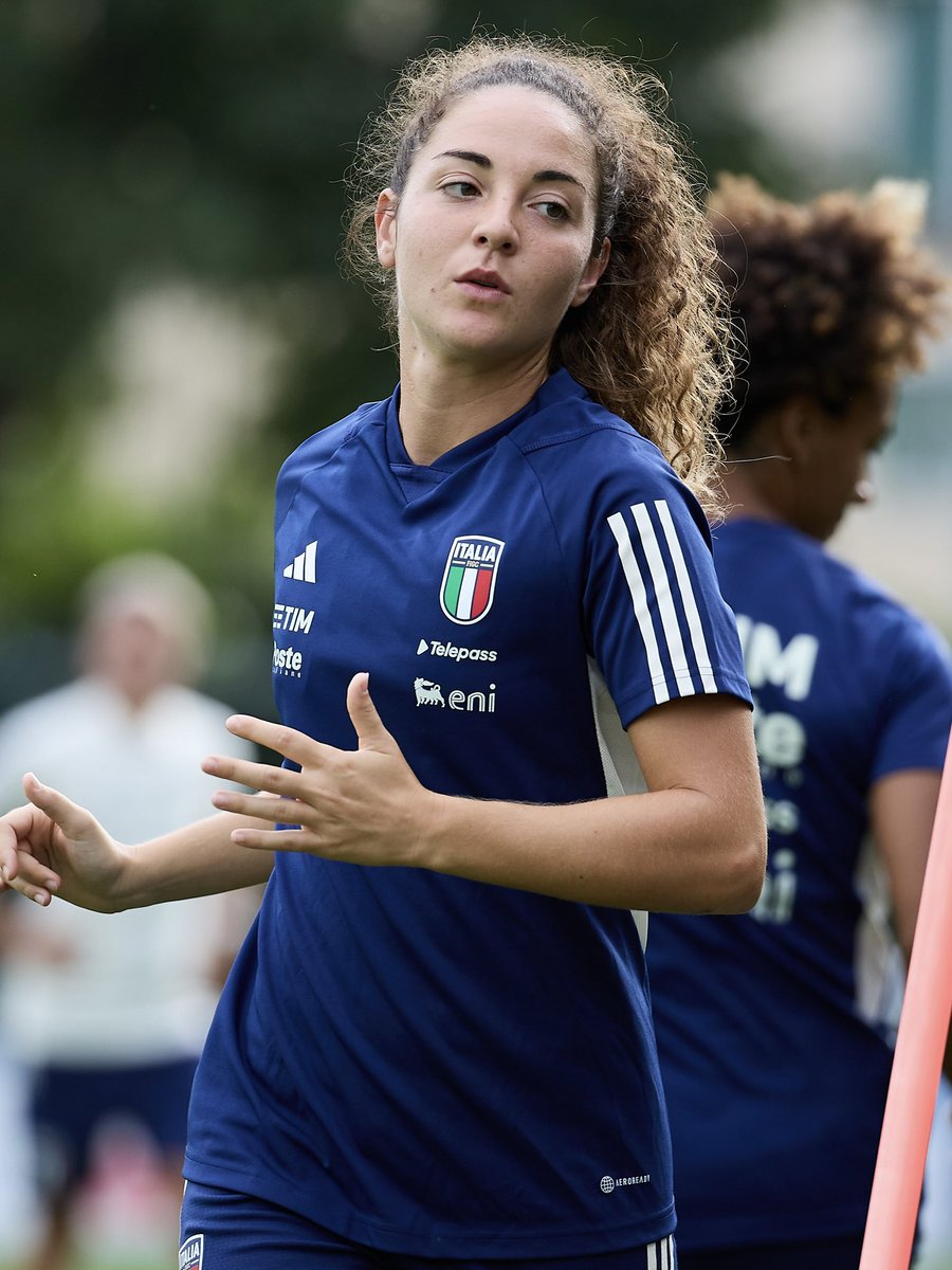 AzzurreFIGC's tweet photo. Auguri Maria Luisa 😍💙
#Filangeri
#Nazionale 🇮🇹 #Azzurre #LeAzzurreSiamoNoi https://t.co/HJsay3GfXl