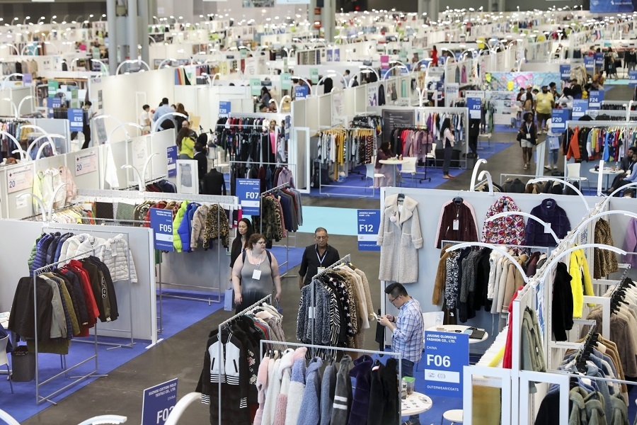 InvGurInd's tweet photo. India`s Arvind Q3 profit jumps on strong festive demand for textiles
https://t.co/zs3uH3e9S2
#India #StockMarket #TextilesSector #QuarterlyResult @Arvind_Limited @TommyHilfiger @CalvinKlein #Investmentguruindia https://t.co/Pv9TYolE2x