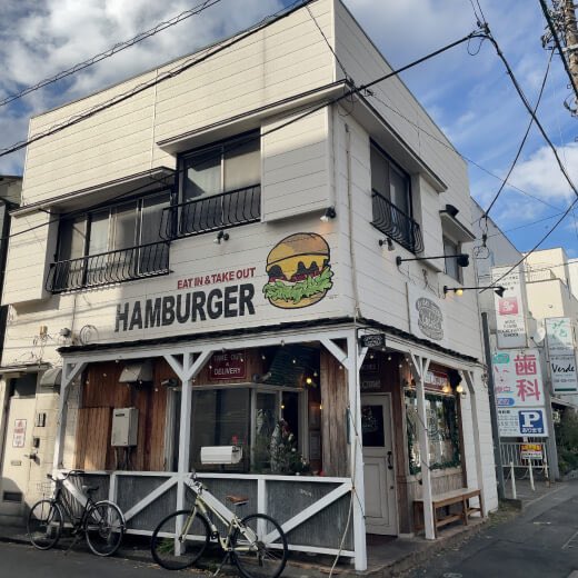 diary68093385's tweet photo. 【新山下・codie's】
新山下の人気バーガーショップ。
チーズバーガーも美味しかったけど、パティメルトも美味かったー
ドリンクメニューにドクターペッパーがあるのも好印象。

https://t.co/QqZe0rGYUK https://t.co/f12p9nVDGp