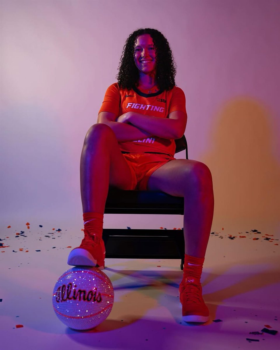 HoopHeroines (@hoopheroines) on Twitter photo FRESHMAN Berry Wallace | <a href="/BerryWallace_/">Berry Wallace</a>
16 points
7-of-11 fg's
2-of-4 3's
4 rebounds
1.33 PPP
...in <a href="/IlliniWBB/">Illinois Women's Basketball</a> 74-38 win over Purdue.x.com/IlliniWBB/stat… FRESHMAN Berry Wallace | <a href="/BerryWallace_/">Berry Wallace</a>
16 points
7-of-11 fg's
2-of-4 3's
4 rebounds
1.33 PPP
...in <a href="/IlliniWBB/">Illinois Women's Basketball</a> 74-38 win over Purdue.x.com/IlliniWBB/stat…