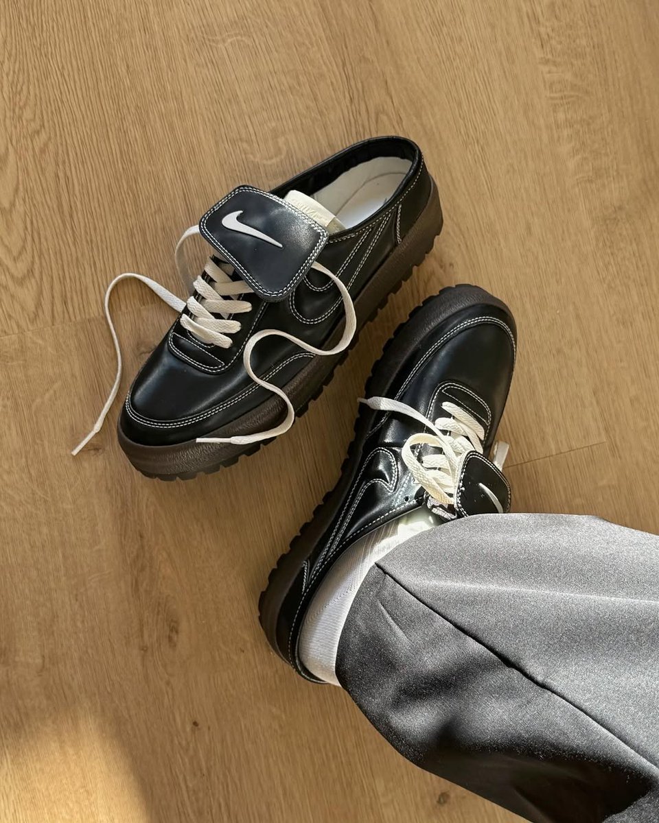 thedropdate's tweet photo. Nike Killshot mules with Vibram sole π²
-
@jwstudios π«
#thedropdate https://t.co/Z8QFdldY1N