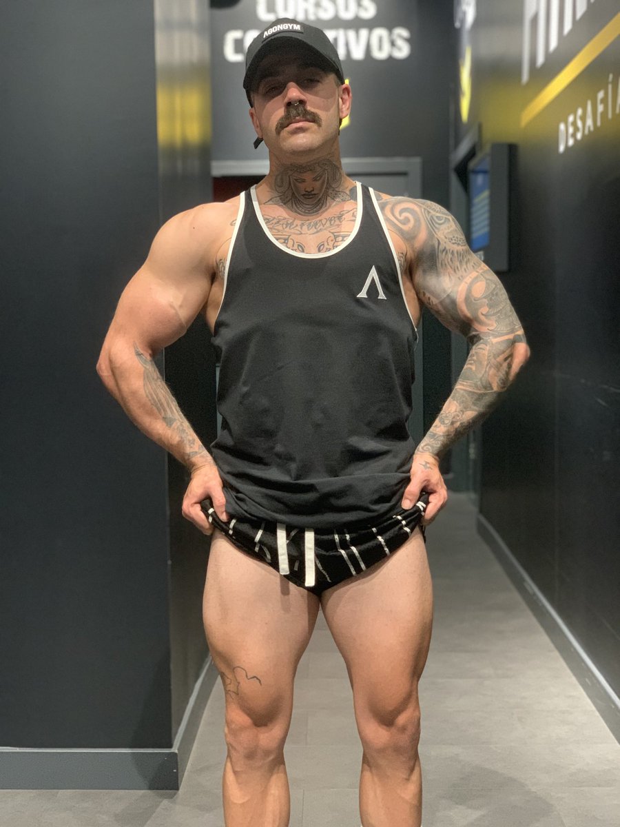 Lunes 1/6 ✅ 
#gymrat #gym