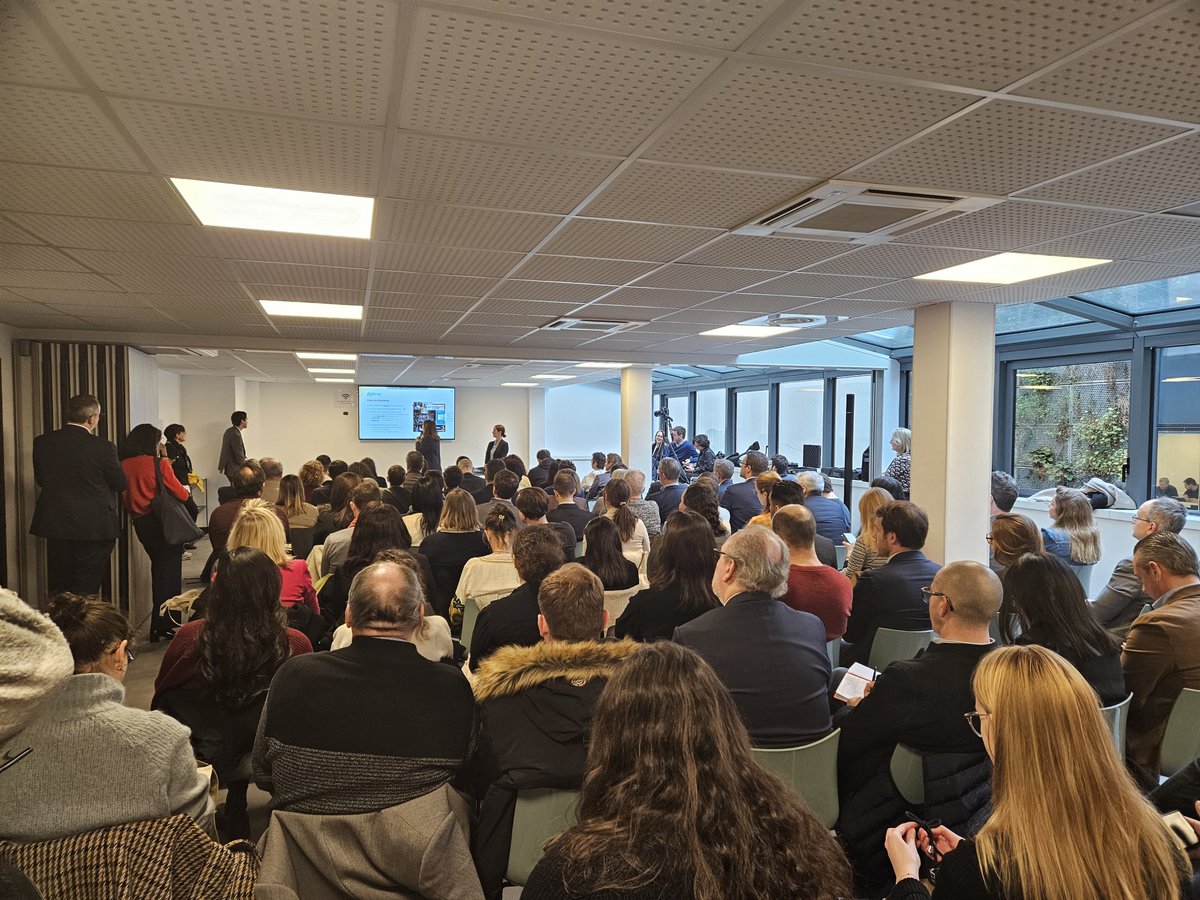 🎉 Une matinée réussie débute dans les locaux de l’<a href="/OECParis/">OECParis</a> ! <a href="/RoitmanVrd/">Virginie Roitman</a> accueille plus de 100 participants pour la réunion annuelle des partenaires de l’institution.

<a href="/GBosiger/">Gilles Bösiger</a>, <a href="/Rousset_Anne/">Anne ROUSSET</a>, <a href="/PYArnaudas/">Pierre-Yves ARNAUDAS</a>