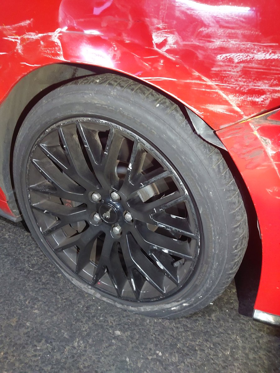 KentPolice7oaks's tweet photo. Last week #NeighbourhoodTaskForce officers teamed up with various other units, from Kent and Metropolitan Police, to target criminals coming to and front Kent.
With #Arrests, #Searches, #Stolen vehicles being #Seized & a successful #Stinger hit, it was a successful few days. ^JP https://t.co/9iy0YzBM7u