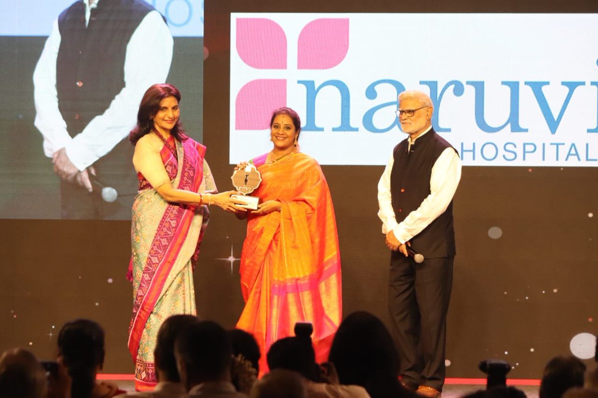 NewIndianXpress's tweet photo. #DeviAwardsChennai | TNIE honours Harikatha exponent Suchitra Balasubramaniam, Devi of Strings. 

Harikatha is a very traditional art, but dwindling, says Devi Suchitra. 

@AdaniOnline @preethareddy28 @NaruviHospitals @shankarias @radicokhaitan @gifts_ahujsons @DailyhuntApp @MygovU @ShankarIAScbe @DIPR_UK @PrabhuChawla @santwana99 @indulgexpress