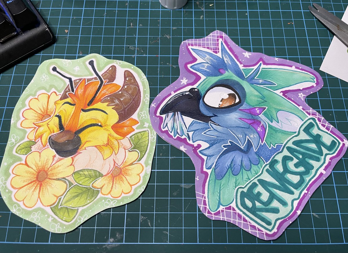 Con badges ✨