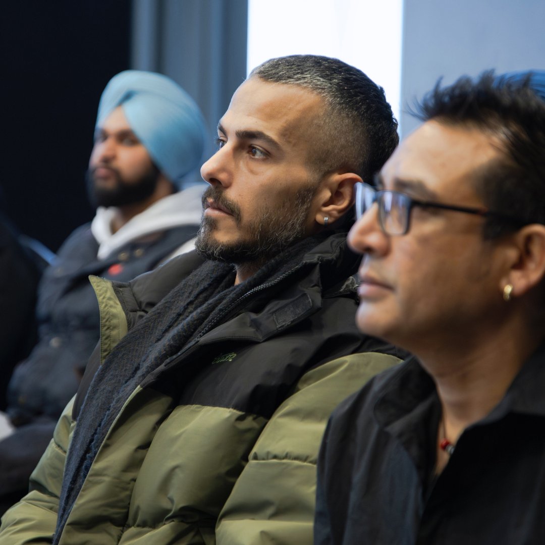 In today’s global #economy, having technical expertise is only the start to succeed. Employers now prioritise #softskills that enable professionals to lead, adapt &amp; collaborate. A #GlobalMBA is a great way to develop these &amp; stay ahead in a competitively: cutt.ly/6e9e42TG