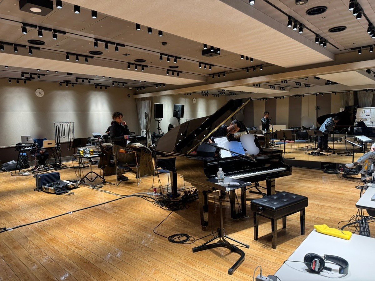 yuchinsound's tweet photo. 本日、華風月のゲネプロでした。
2/8に向けて演出をかためてワクワクです。
3枚目、だいさんがひょっこりはんしてるの分かるかな。
スタッフチームと一丸となってお届け!お楽しみにっ🎶
#華風月
#hanafugetsu https://t.co/5I00cbQiw5