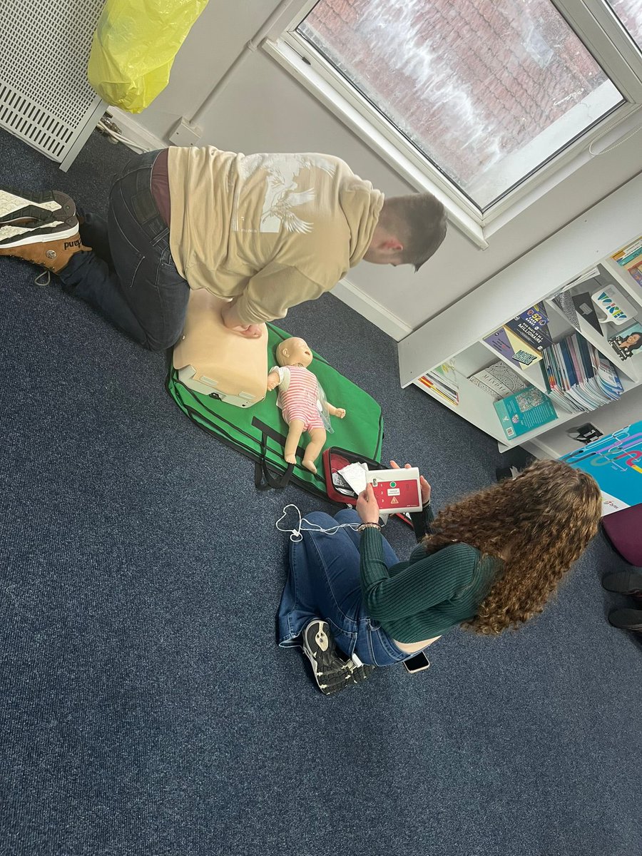 NIYF's tweet photo. Throwback to the start of the month when our amazing Amplify participants smashed their first aid training! 🩹🫶 

Learning life-saving skills and gaining a Level 2 qualification, while building confidence and teamwork – what a session! 💪⛑️

Supported by PEACEPLUS, a programme managed by the @SEUPB #Amplify #PEACEPLUS 🌟”