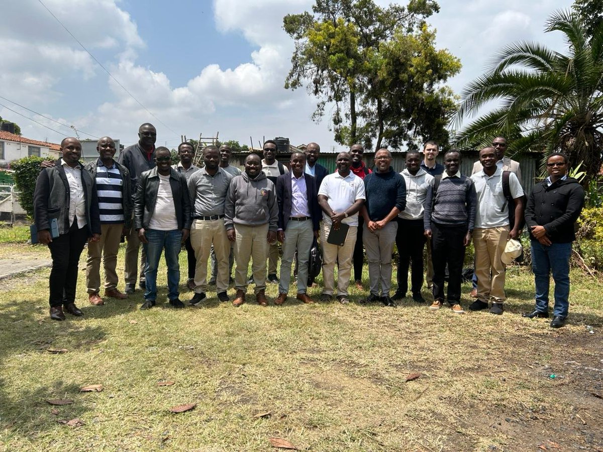 BuruBaptistC's tweet photo. #ARBC
#PastorsandChurchLeadersFraternalMeeting
Thanking God for the Fellowship of fellow brothers https://t.co/DoqgAl0k75