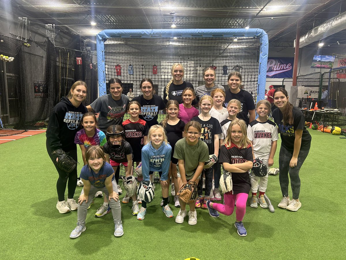 Nebraska Quakes Softball tweet media