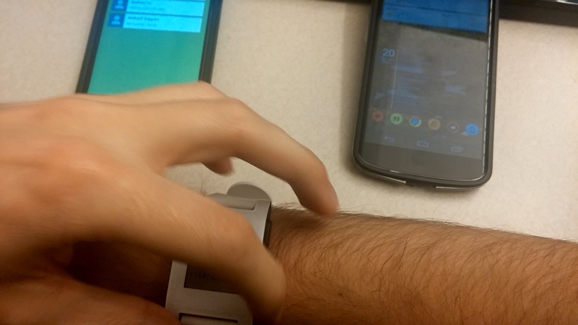 apetresc's tweet photo. @Pebble @maluubainc Speaking of Apple Watch, I'm pretty sure Siri still hasn't quite reached this level of entity disambiguation just yet. Maybe in iOS 19. https://t.co/ERMBMnITmR