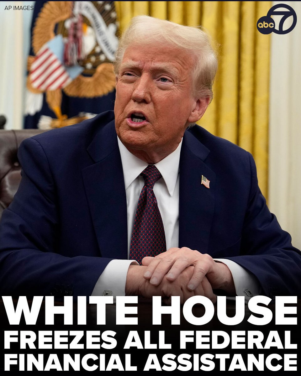 ABC7's tweet photo. The White House budget office has ordered a pause on all federal grants and loans. The freeze on federal assistance is slated to take effect Tuesday afternoon. https://t.co/9attJYEzqx https://t.co/LRto78WmXj