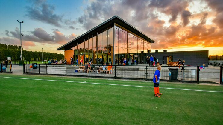 🔍 De Flevolandse sportsector in beeld 🔍
Hoe staat het ervoor met de sportaanbieders in Flevoland? Na onderzoeken in 2021, 2022 en 2023, hebben we ook dit jaar de Flevolandse sportaanbieders bevraagd. De resultaten vind je hier: sportflevo.nl/onderzoek/spor…