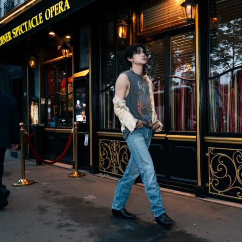 You are the sun, and I am your moon.