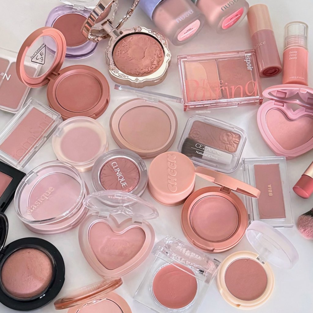 reviewchoey's tweet photo. ✨Lip &amp; blush อัพเดทเมคอัพ neutral tone ตามเรฟ 40 ชิ้น+ เป็นโทนที่ใช้ง่าย สวย คลีน  ส่วนใหญ่ราคาหลักร้อยย🎀

(รีวิว&amp;สวอททุกชิ้นในเธรดนะคะ) https://t.co/HskAe6iPDt