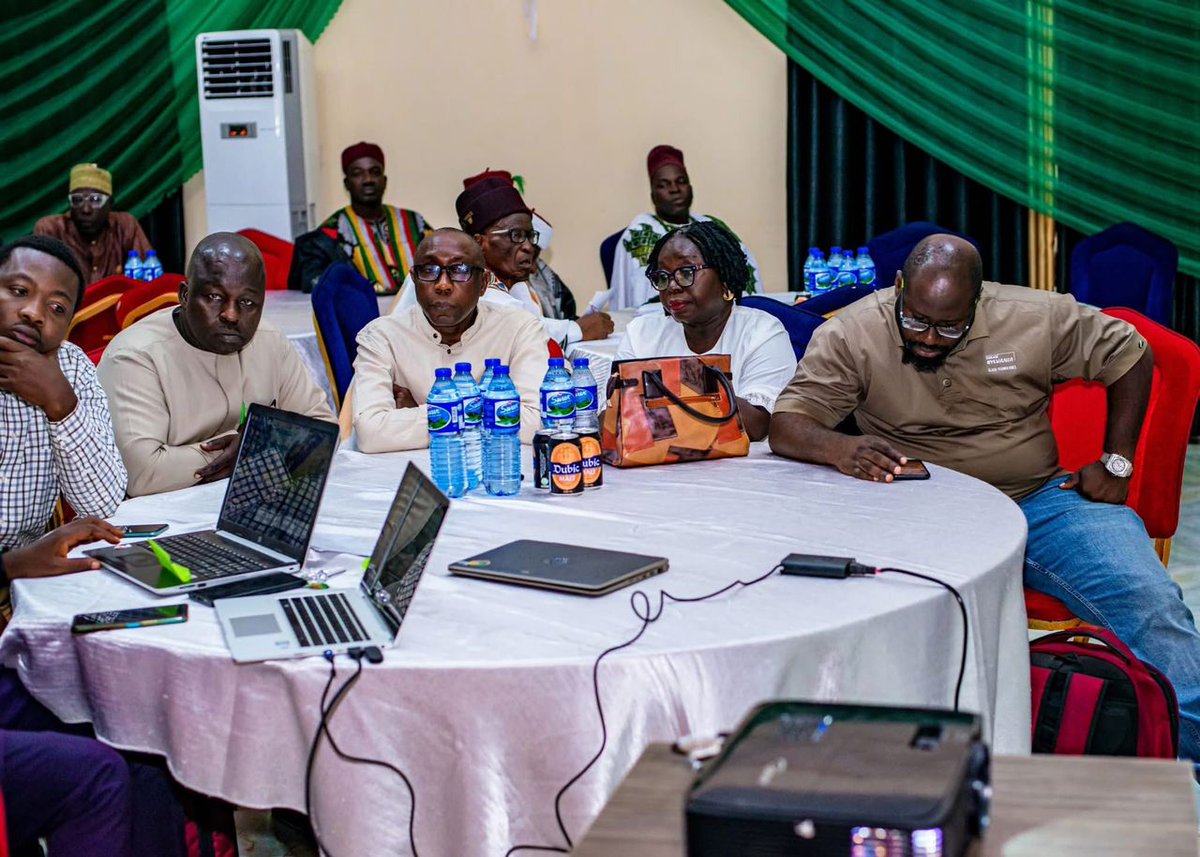 IMPACTPlateau's tweet photo. Exciting update! Gov. Caleb Mutfwang has awarded contracts to upgrade 82 PHCs across Plateau State. Stakeholders are called to ensure quality and timely delivery of these facilities to boost healthcare access for all. 
#IMPACTProject https://t.co/buUOcflOQ8
