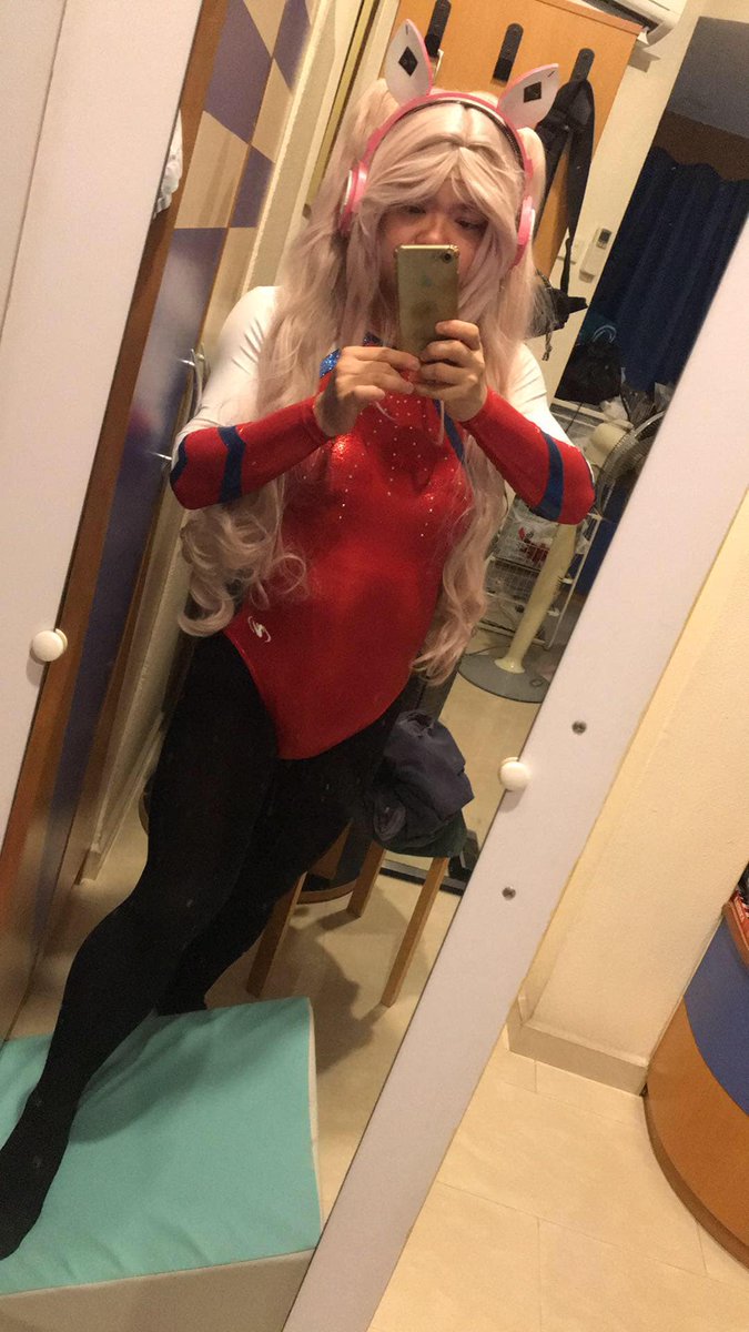 RaymondYee13's tweet photo. Had some time for tonight so I got to do my wig Costest of Alice from "Nikke" and with my Gimar 8J39 leotard (the rabbit sniper should really put on a gymnastics leotard). #tightskin #bodysuit#gymnastics #leotard #Gimar #8J39 #ギマル #ギマールレオタード https://t.co/wlBTaBRga5
