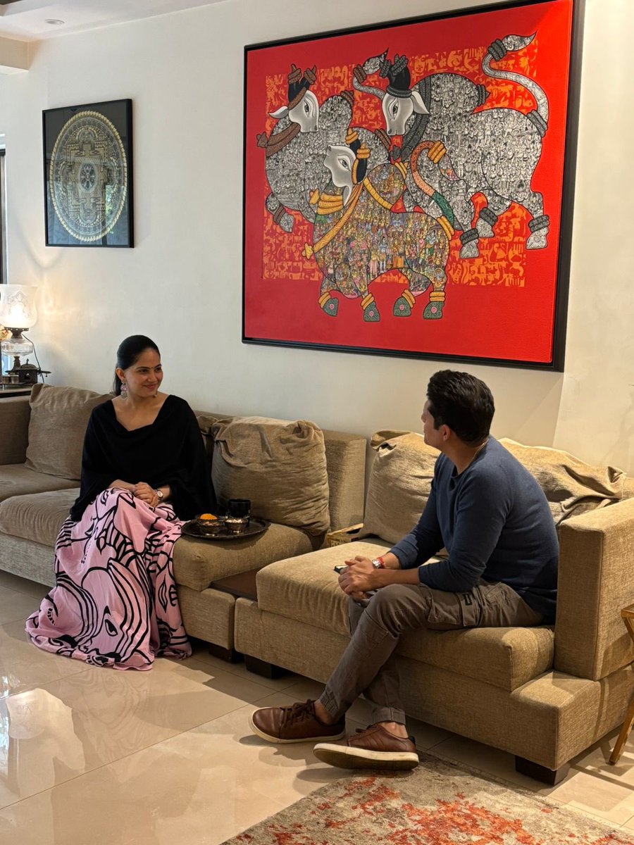 Vishhman's tweet photo. Had an absolutely divine, fun-filled, and inspiring conversation with the amazing and gorgeous @iamjayakishori on The Vishal Hour podcast ! ✨Tune in soon for wisdom, laughter, and soulful vibes. 🎙️💫 #JayaKishori #TheVishalHour #Podcast #DivineConversation #Inspiration #Soulfull https://t.co/ypezQfUhCR