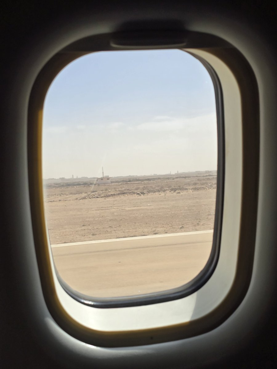 Ezin izan gara El Aaiunera sartu, Marokok sarrera ukatu digulako. 

Ez dute haien okupazioren eta giza eskubideen urraketaren testigantzarik nahi. Marakoren jarrera salatu nahi dugu.

Ez dugu amore emango eta ttinko jarraituko dugu Sahararen independentzia defendendatzen.