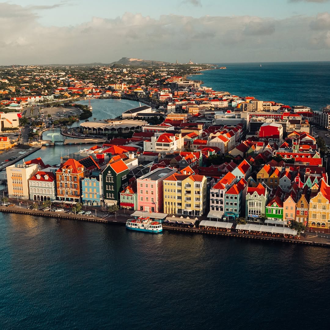 Curaçao Tourist Board tweet media