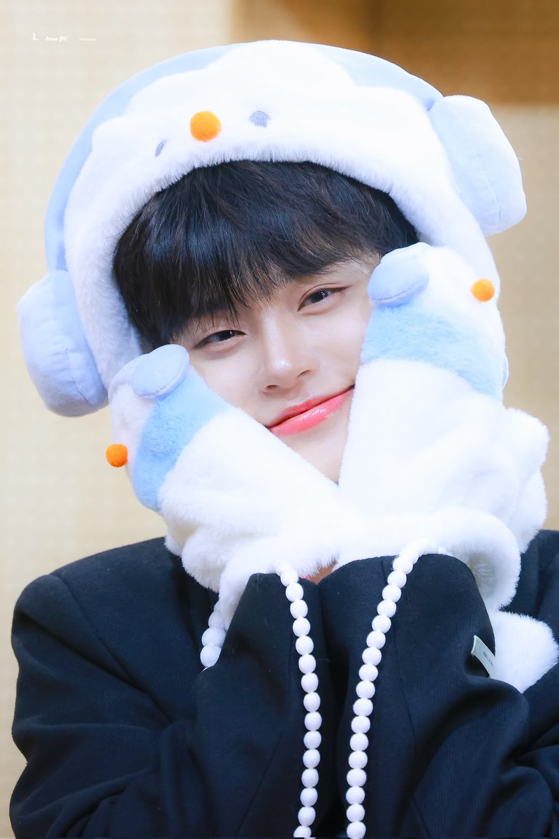 Daehwicom's tweet image. 대휘야 생일축하해🫶👼💖

#이대휘 #AB6IX #DAEHWI 
#대휘생일맞이_새해복이굴러와요
#HappyDaehwiDay