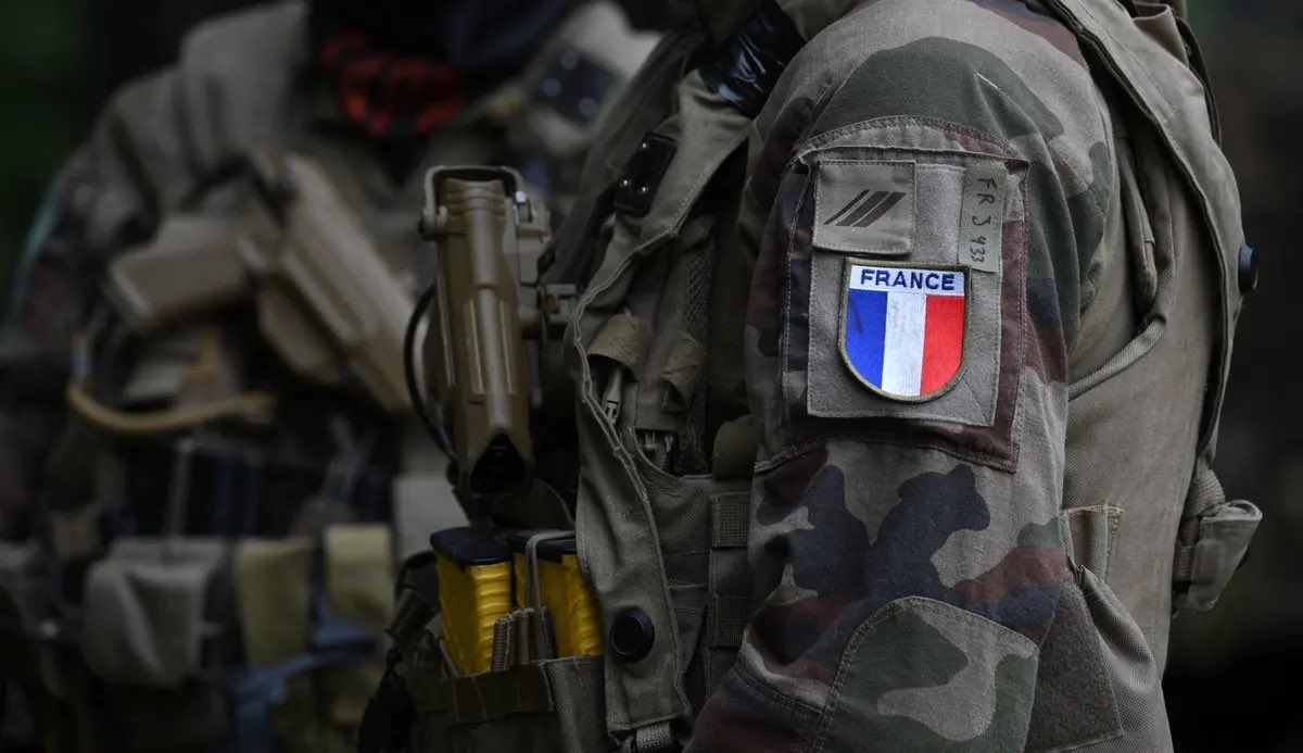 sentdefender's tweet photo. French Foreign Minister Jean-Noël Barrot said during a recent interview, that France had discussed with Denmark, the possibility of deploying troops to Greenland in response to several threats recently by U.S. President Donald J. Trump to annex the Danish Territory, though that it was not “Denmark’s Wish” to proceed with the idea. Barrot further stated, “If Denmark calls for help, France will be there” with other European Union countries said to have expressed “Very Strong Support” for Denmark during a recent meeting of the EU Foreign Ministers, with several considering also deploying troops to Greenland.