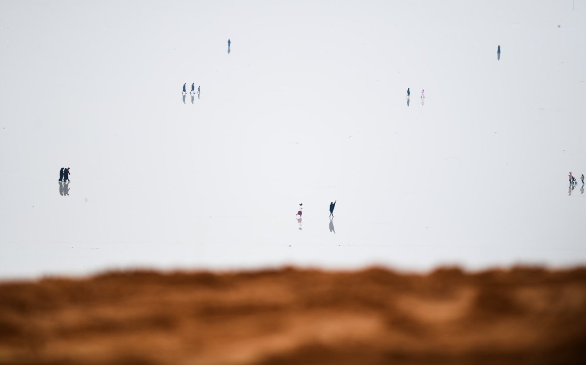 صور اليوم من بحيرة العوشزية