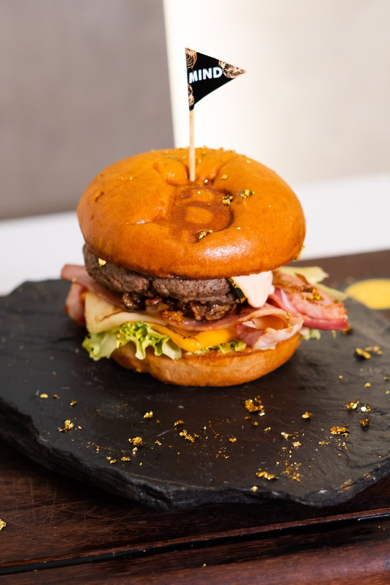 satoshiteam_'s tweet photo. En nuestras sedes de Mind Crypto Caffe, disfruta de una deliciosa #hamburguesa y paga fácilmente con #Bitcoin o #USDT 🚀
¿Qué esperas para visitarnos? Tenemos sedes en:
📍 Mind Medellín: Carrera 37A #8A-32, El Poblado.
📍 Mind Bogotá: Calle 52 #72A-29, Normandía.
#crypto https://t.co/oRG9cYdvuC