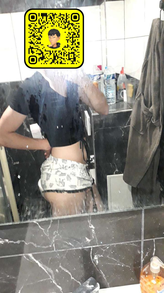 moi_c_leo_'s tweet photo. #femboyfr #femboy #sissy https://t.co/ulp5zuOY7y