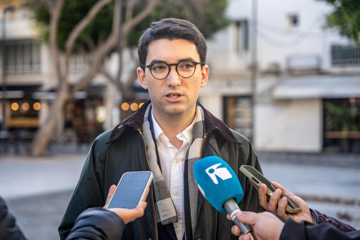 sorianoipiq's tweet image. Hoy @periodicibiza recoge las declaraciones de Víctor Soriano (@vsip_) en el caso de Marco Borriello: «no puede haber responsabilidad penal porque la normativa balear permite la legalización de esta vivienda». periodicodeibiza.es/pitiusas/ibiza…