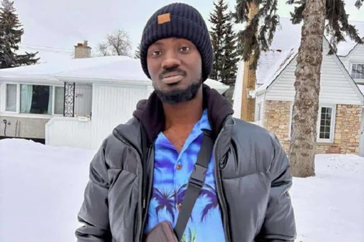 armultimediagh's tweet photo. Ghanaian student Alfred Okyere st@bbed to d***h by co-worker just four months after moving to Canada. So sa.d
#ogyaba #mediagenera #2face #annie #charlotteosei #pogba #DeepSeek #AFCON #ashantis #kofibuah #disasi #duran #rashford #china https://t.co/o2JmqMzmwC