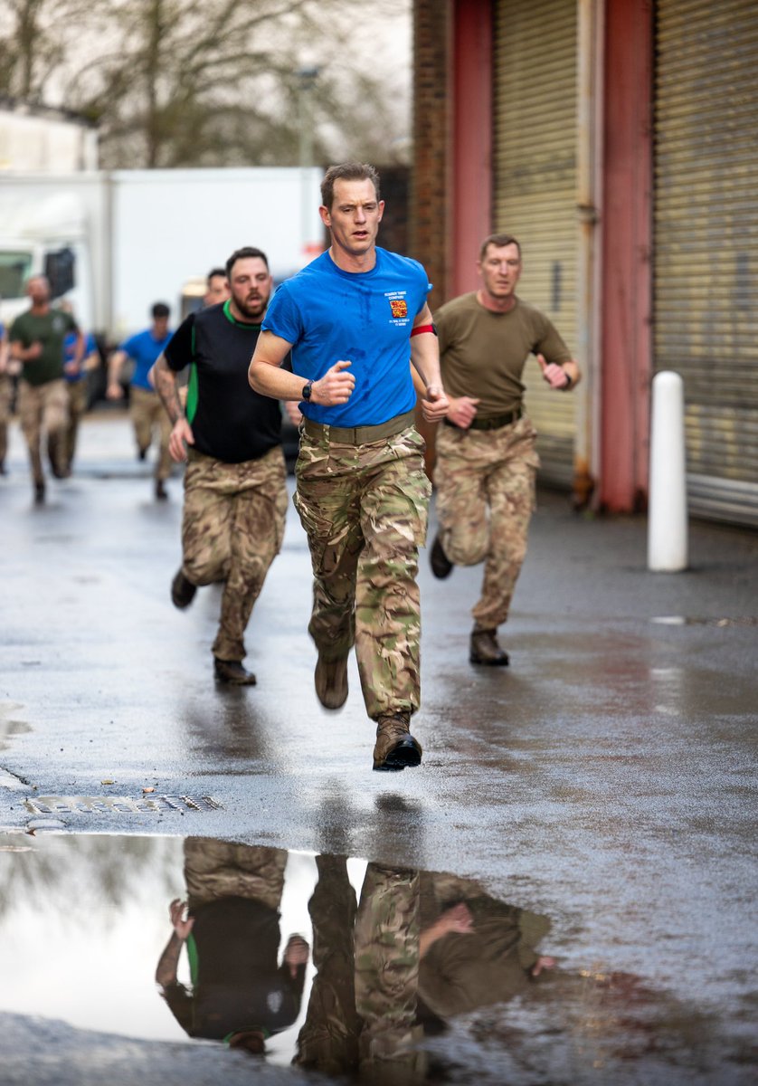 Official_1WG's tweet image. The Little Iron Men of Number 3 Company: Strength in Every Step. 

This morning, the Little Iron Men of Number 3 Company smashed out a relentless PT session, pushing boundaries and raising the bar as always.

Cymru Am Byth 

#WelshGuards #TheLittleIronMen #StrengthInUnity #PT