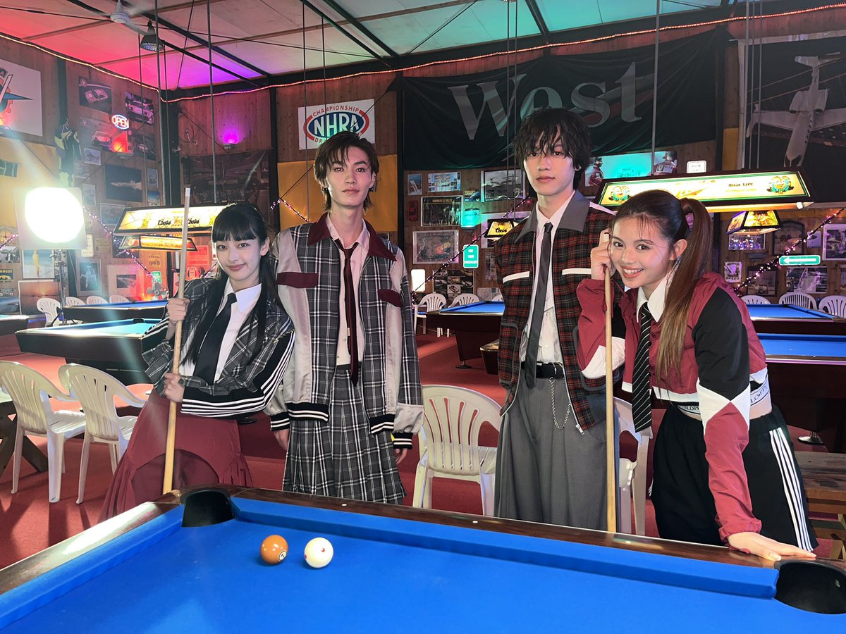 ワンラブワンショット 本日 #ラブワン 結成3周年💛 たくさんの