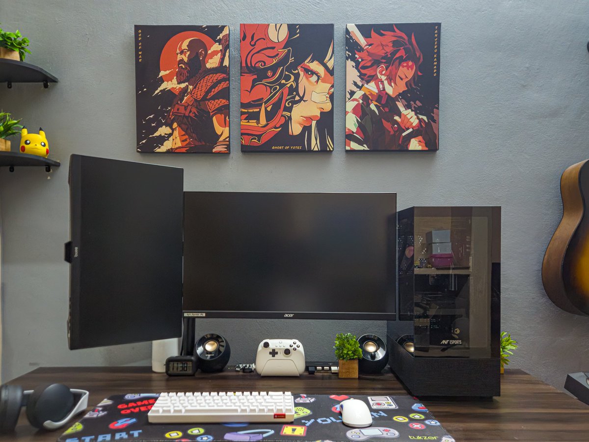 PrathamN8's tweet photo. @LinusTech PS5 with Sony 4K OLED 
PC with RTX 4070/32GB Ram/Ryzen 5 7600x https://t.co/7peVjIMZxZ