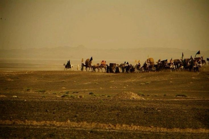 shiawrites86's tweet photo. 28th of Rajab 60H. When Imam Hussain (as) &amp; His Caravan Left Medina &amp; Made His Way Towards Karbala Via Месса.
It Was The Day When Syeda Sughra [s.a] Saw Her Family For The Last Time. https://t.co/QffZW39baF
