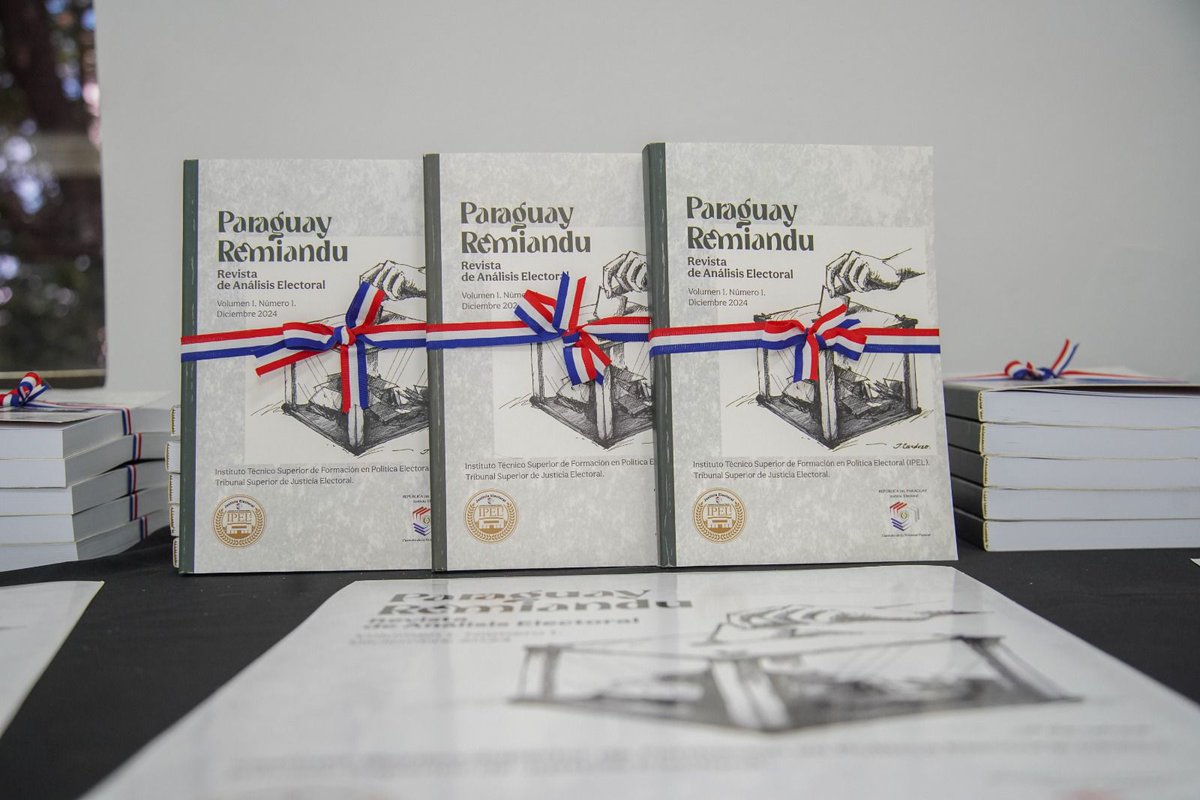 TSJE_Py's tweet photo. "Paraguay Remiandu" disponible en formato digital en el portal web institucional 📖 https://t.co/UWA99ApGFt

➡️ Más información en https://t.co/7rsiaBkjdx

#EnDestaque 
#PromotoresdelaDemocracia https://t.co/3yNx2HBxZX