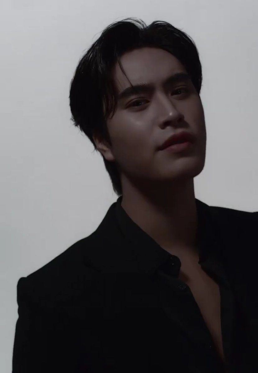 คุชชั่นหล่อมากค่ะ

L'Oreal CUSHION x NORAWIT
#LOrealMakupTHxGemini