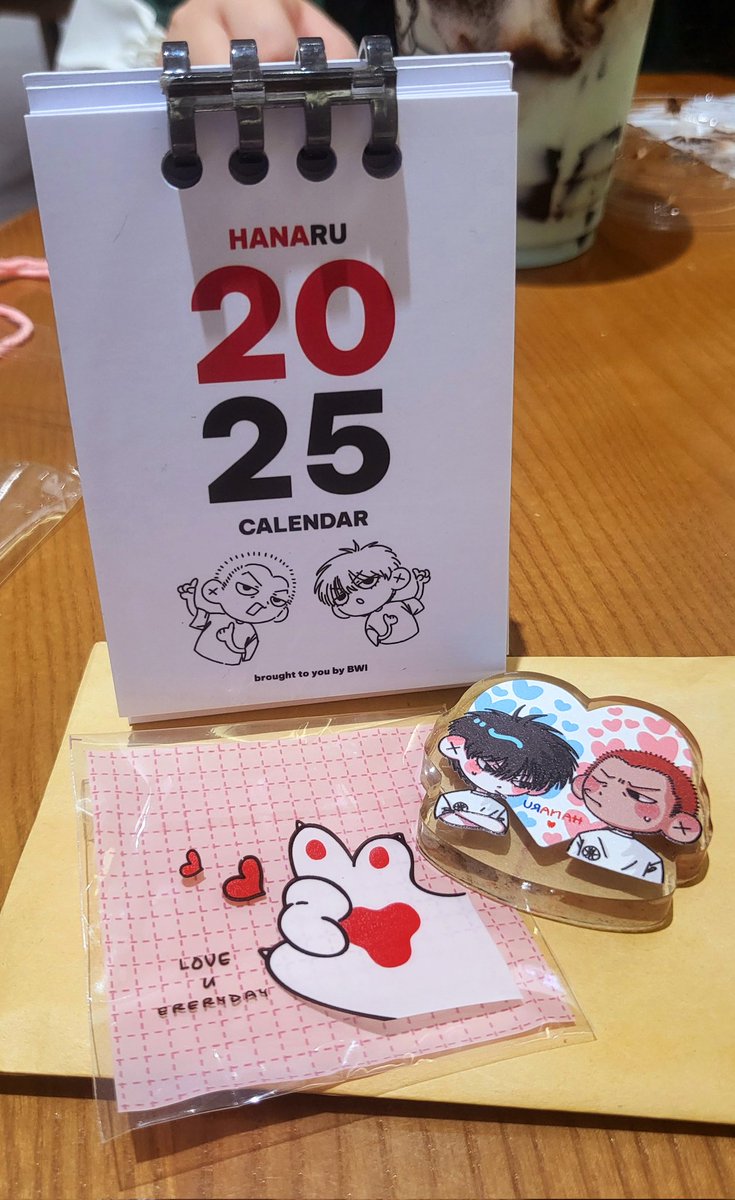 harueveryharu's tweet photo. Happy Lunar New Year! Wish HanaRu🌸🍁 and everyone a peaceful and healthy year 🫶✨️🌻🍀🙏 Thank you @claerityuwu so so much for these lovely gifts 😊
🐯🦊 🐯🐈⬛ 🌸🍁 #hanaru #はなる #花流 #백호태웅 #배코태웅 #하나루 https://t.co/7lun5pJuW8
